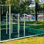 ホテル Queen Nelly Park 4*