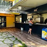 Queen Nelly Park ホテル