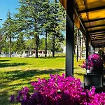 Queen Nelly Park ホテル