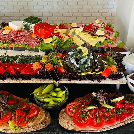 Queen Nelly Park 4* Китен