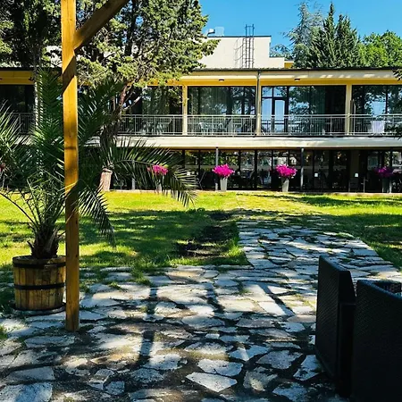 Queen Nelly Park Hotel Kiten (Burgas)