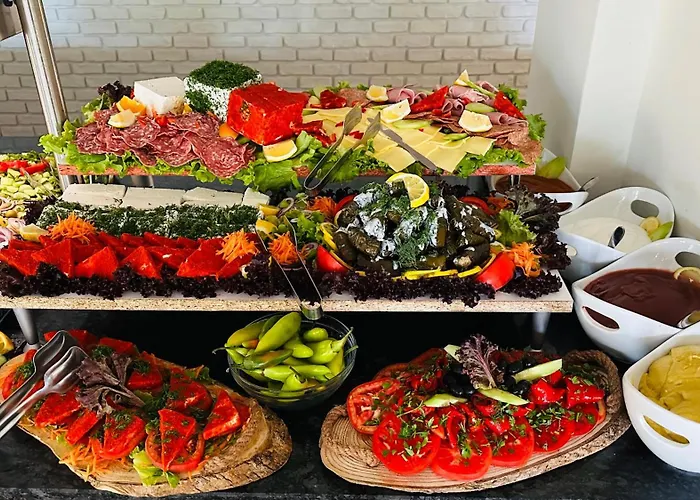 Queen Nelly Park 4* Naousa