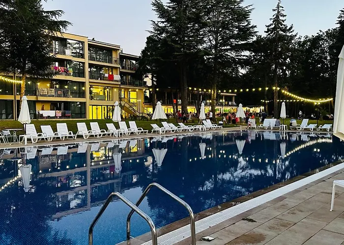 куин нели парк