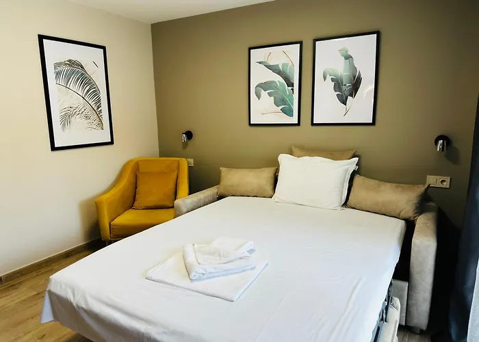 Queen Nelly Park Otel Naousa