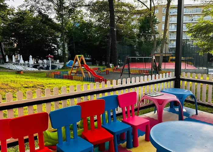 куин нели парк