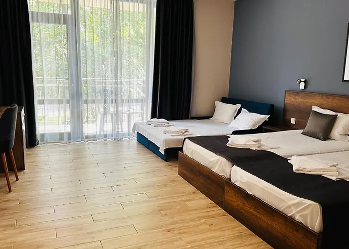 Otel Queen Nelly Park Naousa