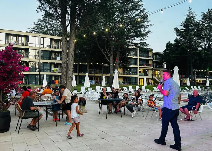 куин нели парк