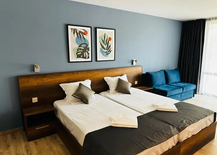 куин нели парк Хотел